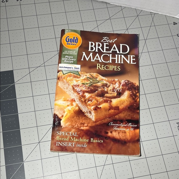 Bread Machine Recipe Book - Picture 1 of 2